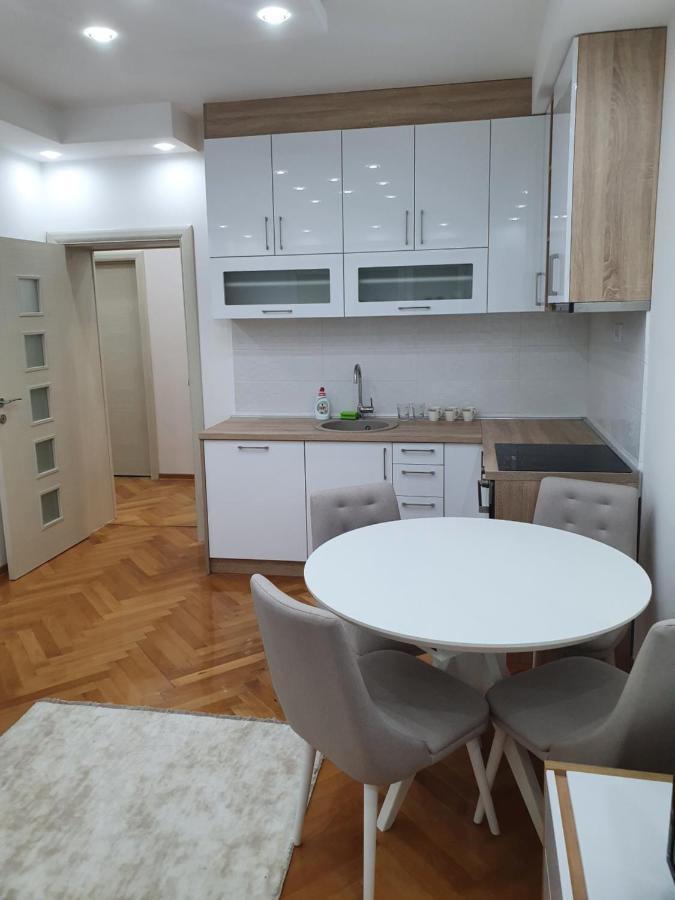 Central1 Панчево Экстерьер фото