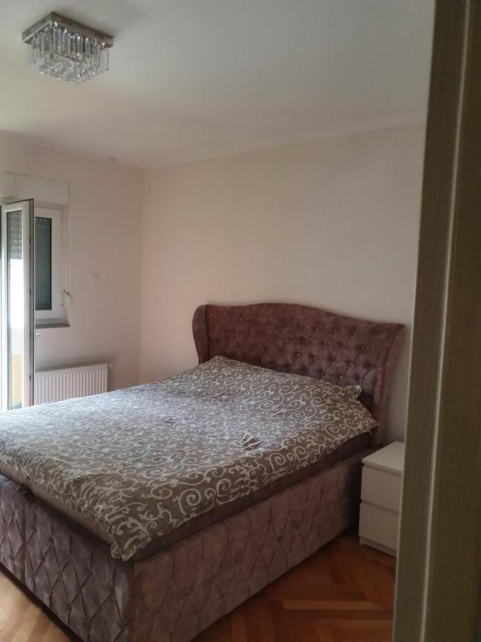 Central1 Панчево Экстерьер фото